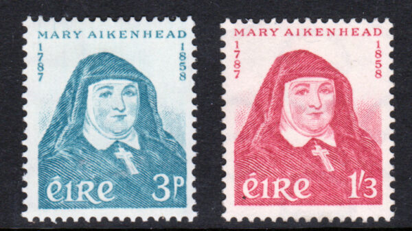 Ireland 1958 SG174-5 3d Prussian Blue & 1/3d Rose-Carmine Mint